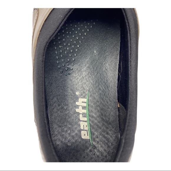 Women's Earth Leather Loafers Light Brown Size 8 - Picture 6 of 8